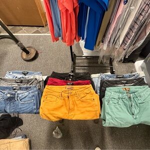 Judy Blue Jeans Lot
9 Pairs